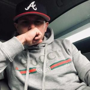 Meet your Posher, Alex